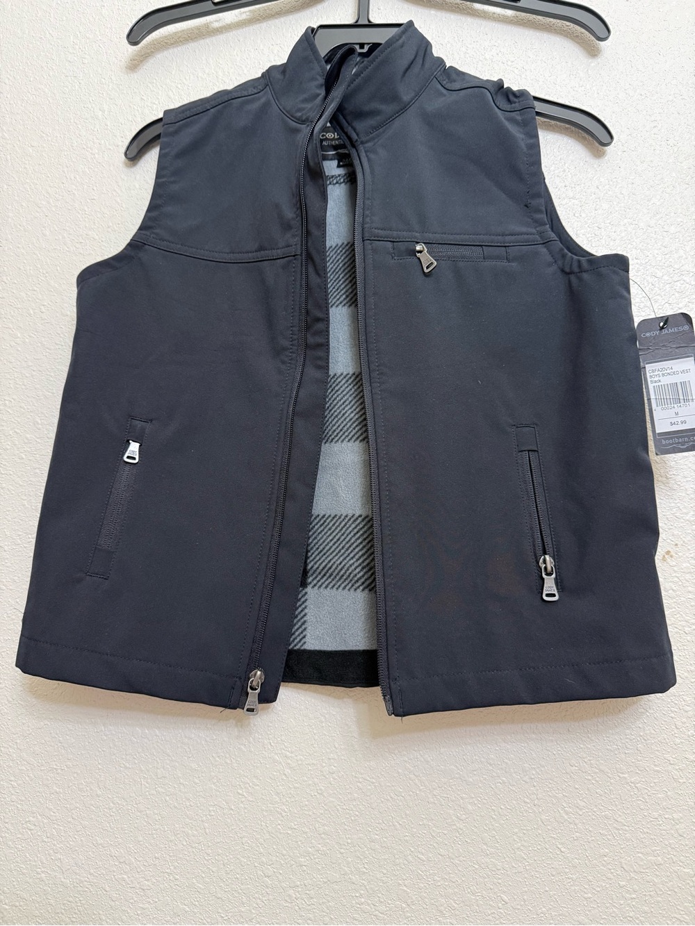 Cody James Kids' Black Softshell Vest with Zip Pockets
